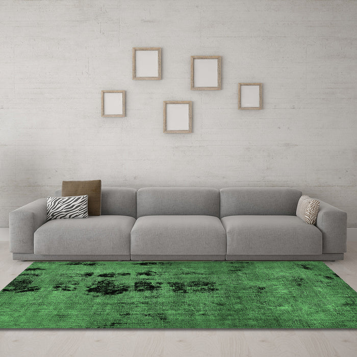 Machine Washable Oriental Emerald Green Modern Area Rugs in a Living Room,, wshabs5603emgrn