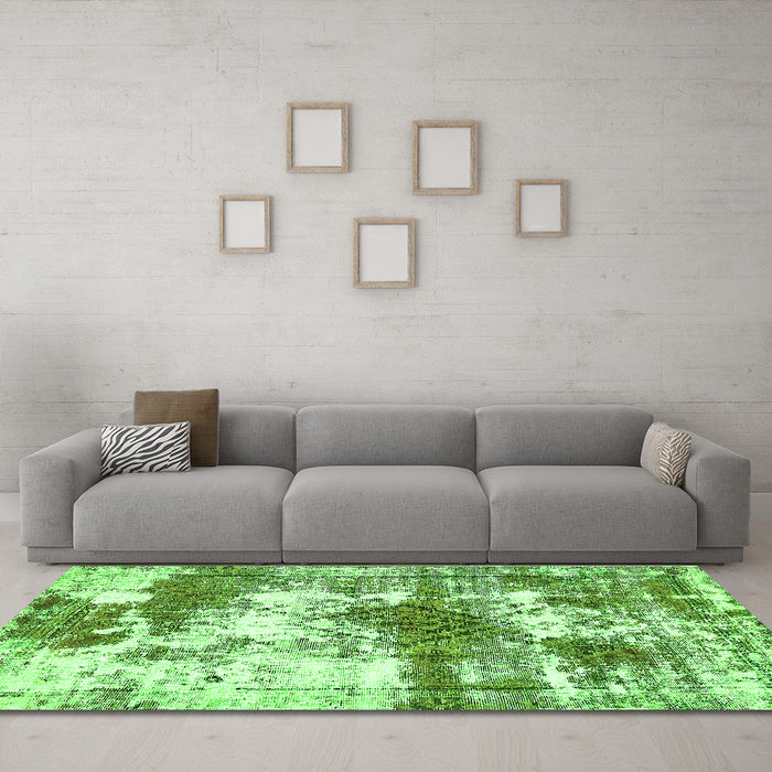 Machine Washable Abstract Green Modern Area Rugs in a Living Room,, wshabs5607grn