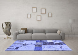 Machine Washable Patchwork Blue Transitional Rug in a Living Room, wshabs5615blu