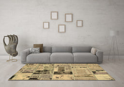 Machine Washable Patchwork Brown Transitional Rug in a Living Room,, wshabs5617brn