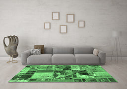 Machine Washable Patchwork Emerald Green Transitional Area Rugs in a Living Room,, wshabs5626emgrn