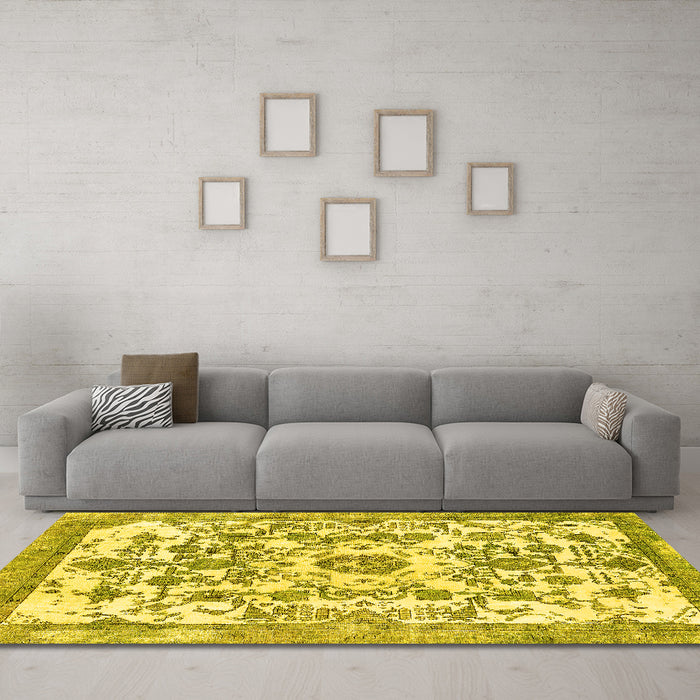 Machine Washable Abstract Yellow Modern Rug in a Living Room, wshabs562yw