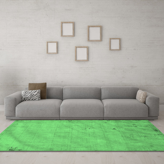 Machine Washable Abstract Emerald Green Modern Area Rugs in a Living Room,, wshabs5640emgrn