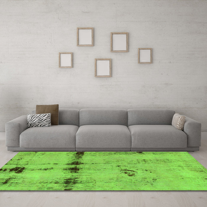 Machine Washable Abstract Green Modern Area Rugs in a Living Room,, wshabs5641grn