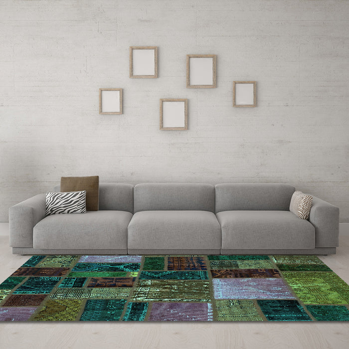 Machine Washable Oriental Turquoise Modern Area Rugs in a Living Room,, wshabs5646turq
