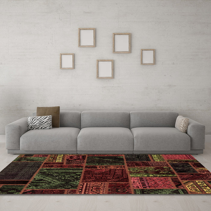 Machine Washable Oriental Brown Modern Rug in a Living Room,, wshabs5649brn