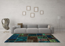 Machine Washable Oriental Turquoise Modern Area Rugs in a Living Room,, wshabs5649turq