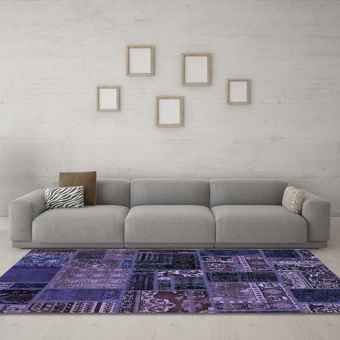 Machine Washable Oriental Blue Modern Rug in a Living Room, wshabs5650blu