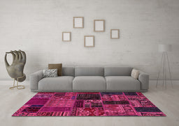 Machine Washable Oriental Pink Modern Rug in a Living Room, wshabs5650pnk