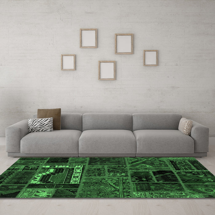 Machine Washable Oriental Emerald Green Modern Area Rugs in a Living Room,, wshabs5651emgrn