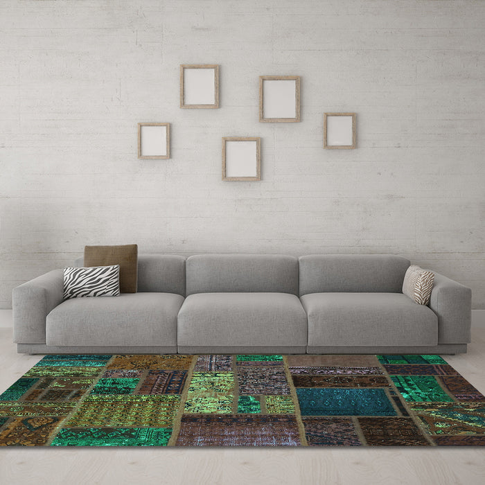 Machine Washable Oriental Turquoise Modern Area Rugs in a Living Room,, wshabs5652turq