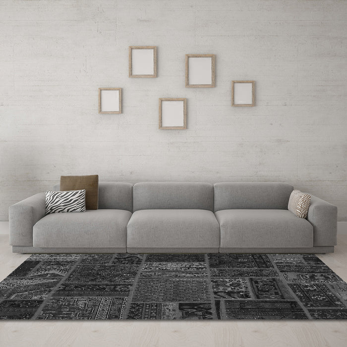 Machine Washable Oriental Gray Modern Rug in a Living Room,, wshabs5655gry