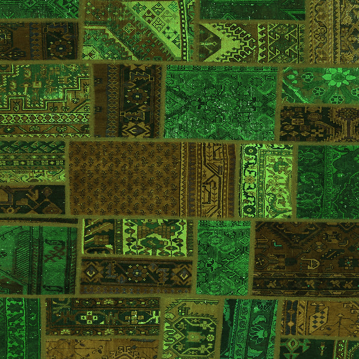 Square Machine Washable Oriental Green Modern Area Rugs, wshabs5655grn