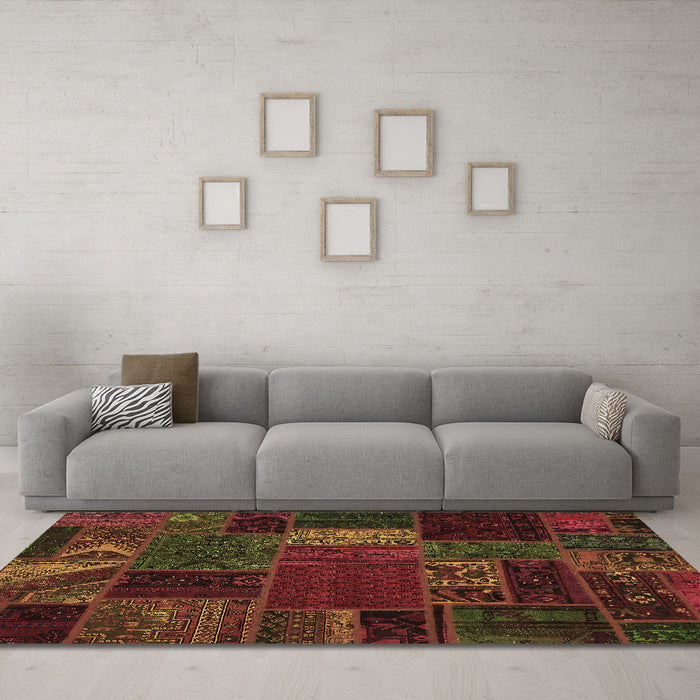Machine Washable Oriental Brown Modern Rug in a Living Room,, wshabs5655brn