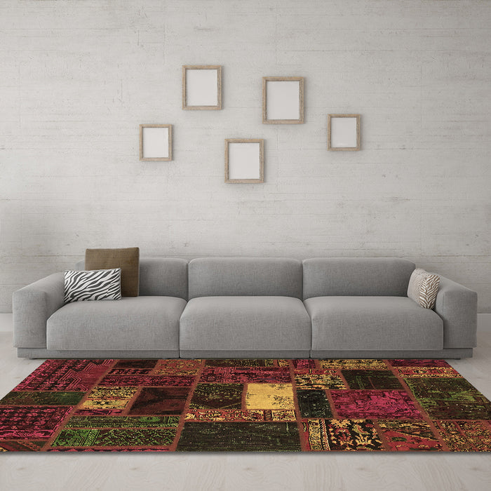 Machine Washable Oriental Brown Modern Rug in a Living Room,, wshabs5656brn