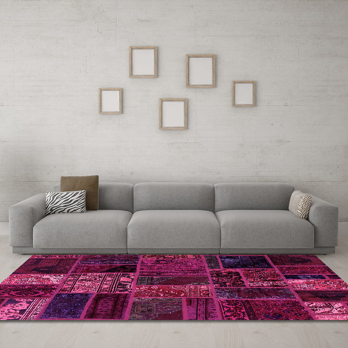 Machine Washable Oriental Pink Modern Rug in a Living Room, wshabs5657pnk