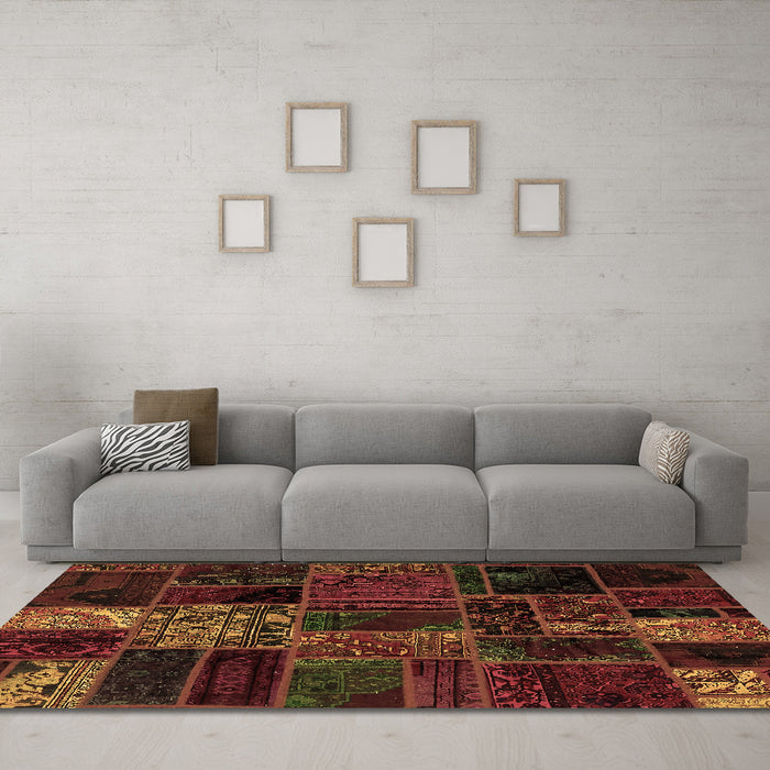 Machine Washable Oriental Brown Modern Rug in a Living Room,, wshabs5657brn