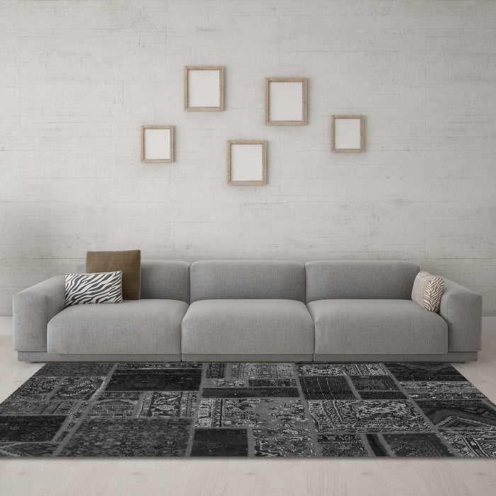 Machine Washable Oriental Gray Modern Rug in a Living Room,, wshabs5658gry