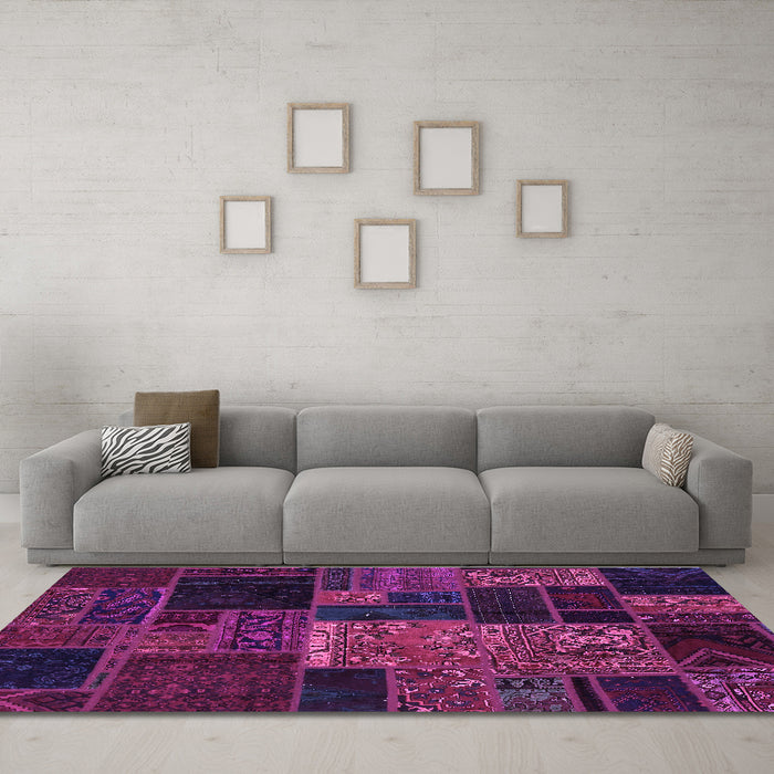 Machine Washable Oriental Purple Modern Area Rugs in a Living Room, wshabs5658pur
