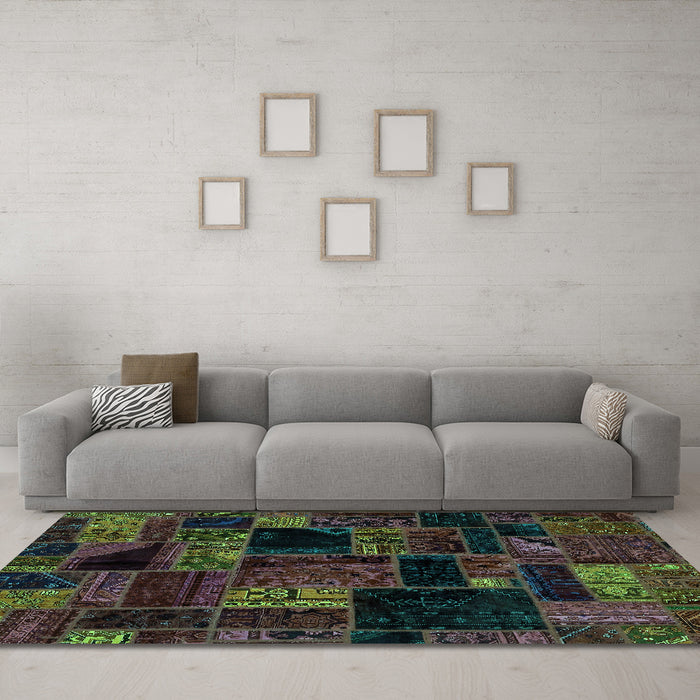 Machine Washable Oriental Turquoise Modern Area Rugs in a Living Room,, wshabs5659turq