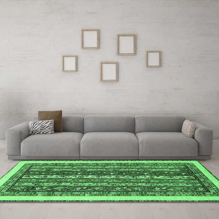 Machine Washable Abstract Emerald Green Modern Area Rugs in a Living Room,, wshabs565emgrn