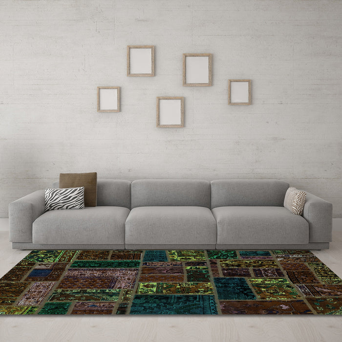 Machine Washable Oriental Turquoise Modern Area Rugs in a Living Room,, wshabs5661turq