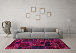 Machine Washable Oriental Pink Modern Rug in a Living Room, wshabs5661pnk