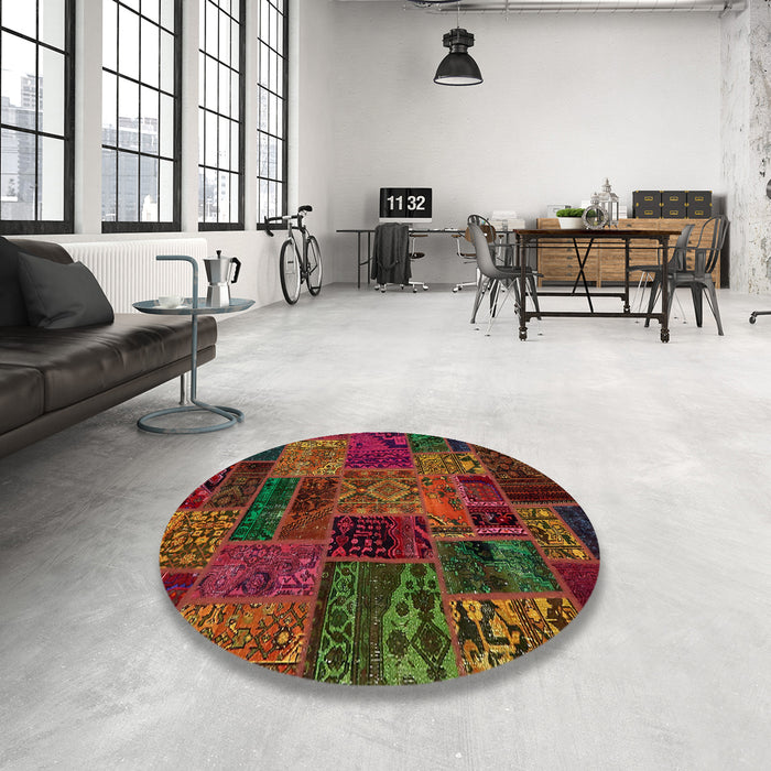 Round Machine Washable Abstract Saddle Brown Rug in a Office, wshabs5663