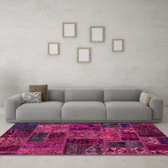 Machine Washable Oriental Pink Modern Rug in a Living Room, wshabs5663pnk