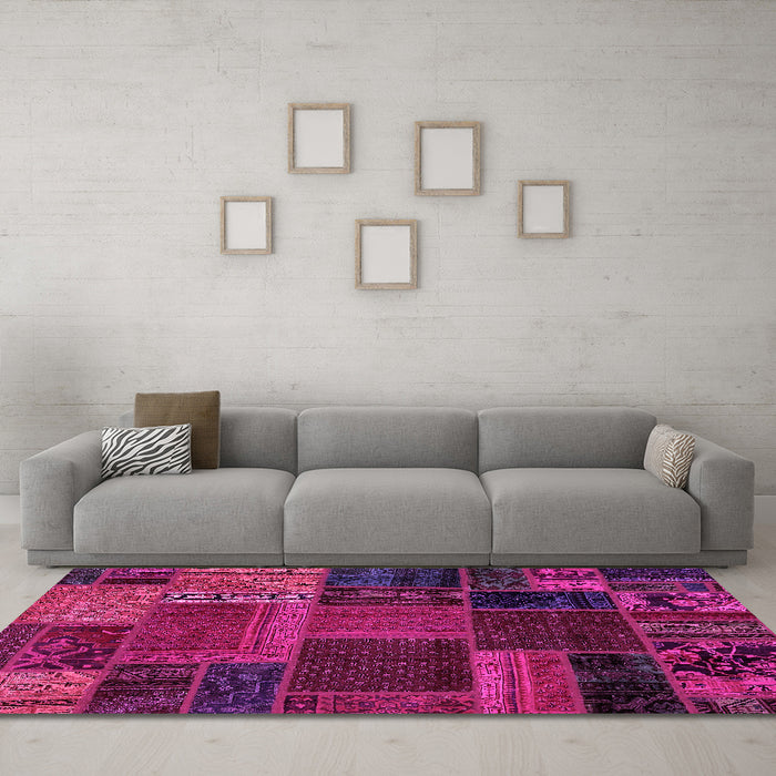Machine Washable Oriental Pink Modern Rug in a Living Room, wshabs5665pnk