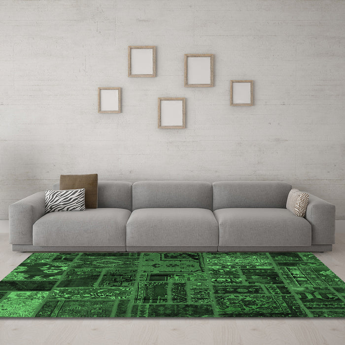 Machine Washable Oriental Emerald Green Modern Area Rugs in a Living Room,, wshabs5666emgrn