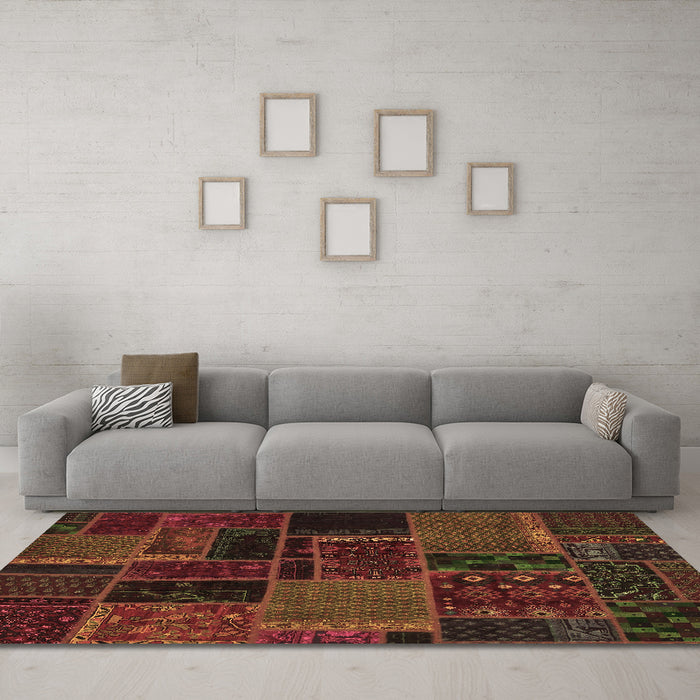 Machine Washable Oriental Brown Modern Rug in a Living Room,, wshabs5667brn