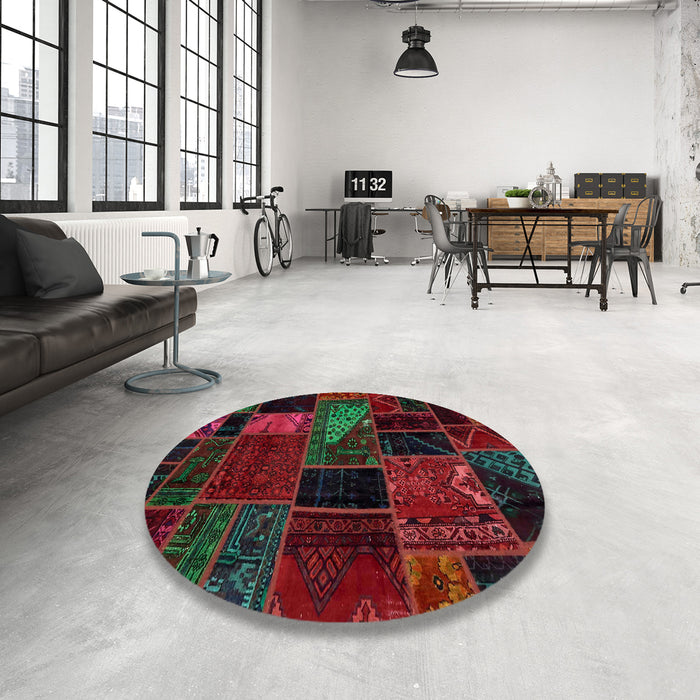 Round Machine Washable Abstract Dark Brown Rug in a Office, wshabs5669