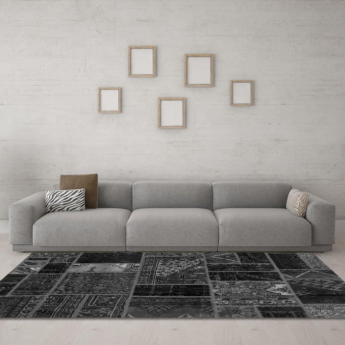 Machine Washable Oriental Gray Modern Rug in a Living Room,, wshabs5669gry