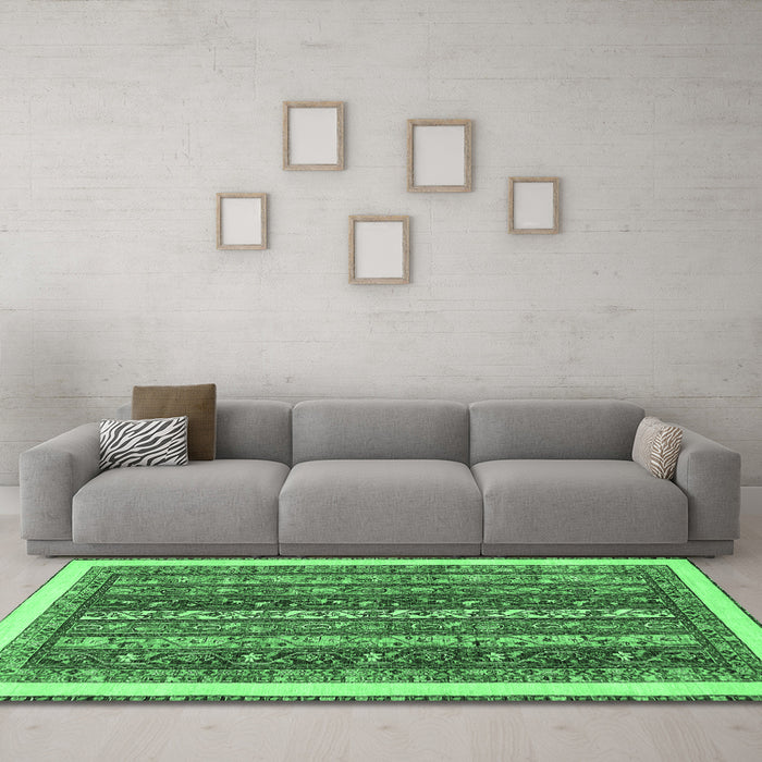 Machine Washable Abstract Emerald Green Modern Area Rugs in a Living Room,, wshabs566emgrn