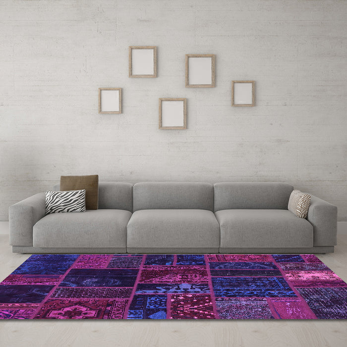 Machine Washable Oriental Purple Modern Area Rugs in a Living Room, wshabs5670pur