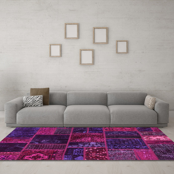 Machine Washable Oriental Pink Modern Rug in a Living Room, wshabs5670pnk
