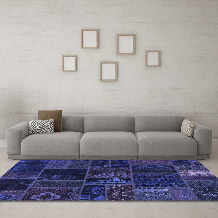 Machine Washable Oriental Blue Modern Rug in a Living Room, wshabs5670blu