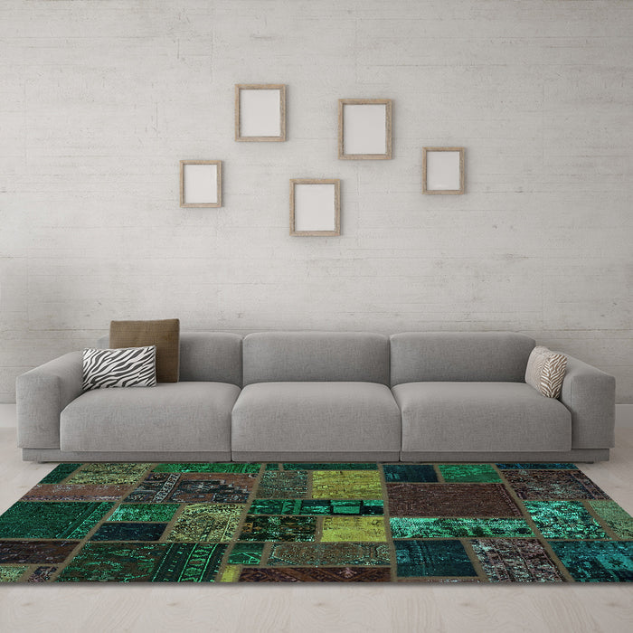 Machine Washable Oriental Turquoise Modern Area Rugs in a Living Room,, wshabs5671turq