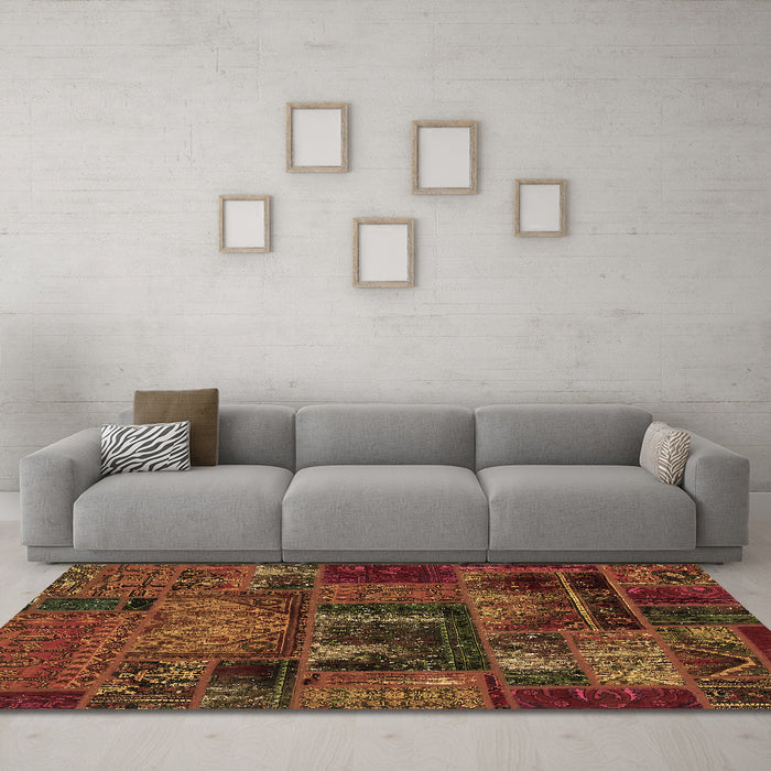Machine Washable Oriental Brown Modern Rug in a Living Room,, wshabs5672brn