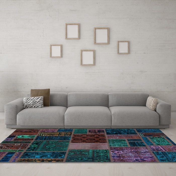 Machine Washable Oriental Light Blue Modern Rug in a Living Room, wshabs5674lblu