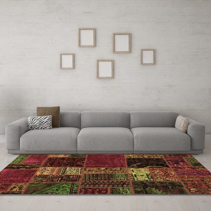 Machine Washable Oriental Brown Modern Rug in a Living Room,, wshabs5675brn