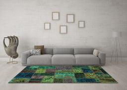 Machine Washable Oriental Turquoise Modern Area Rugs in a Living Room,, wshabs5676turq