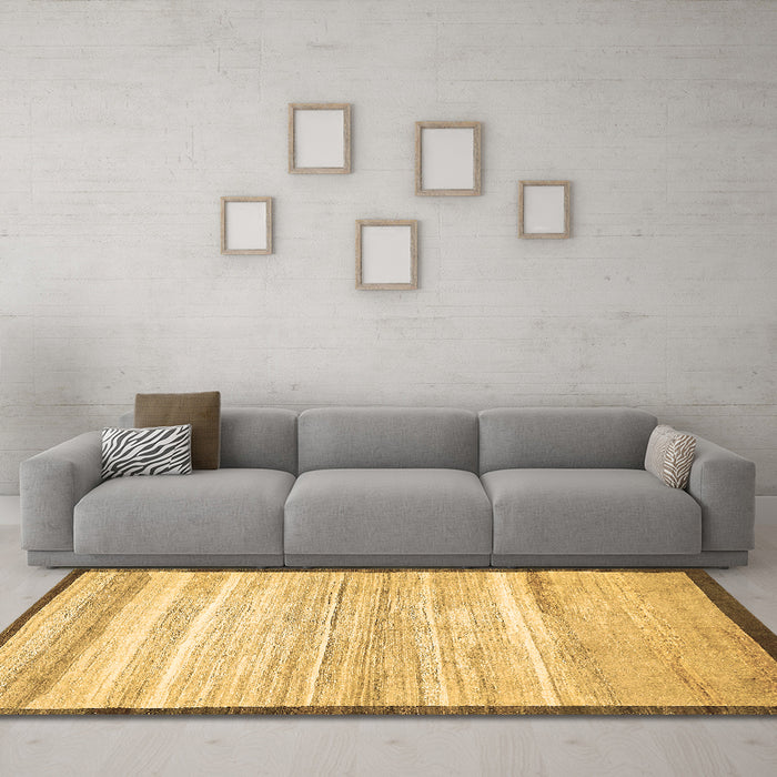 Machine Washable Abstract Brown Modern Rug in a Living Room,, wshabs57brn