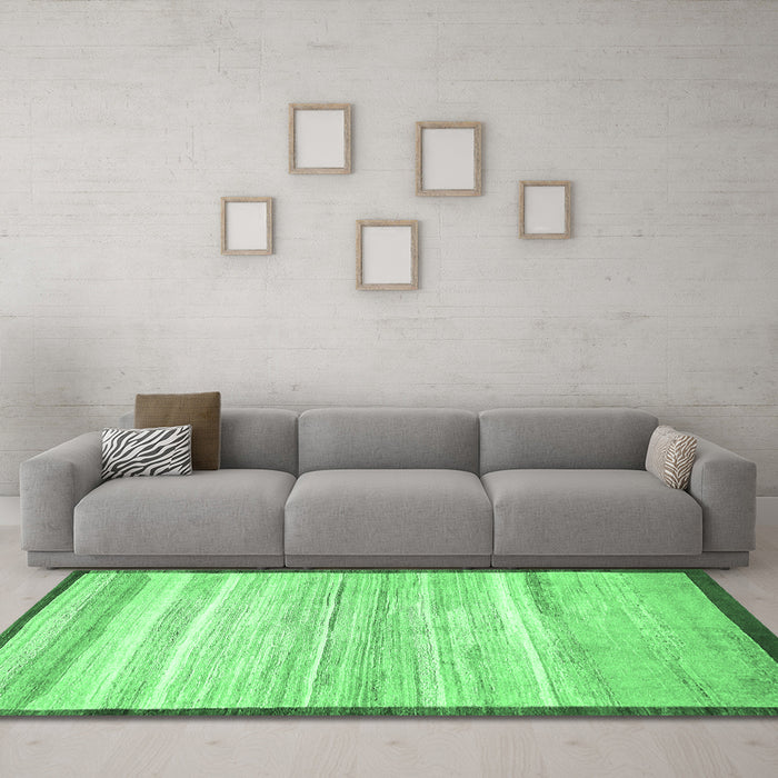 Machine Washable Abstract Emerald Green Modern Area Rugs in a Living Room,, wshabs57emgrn