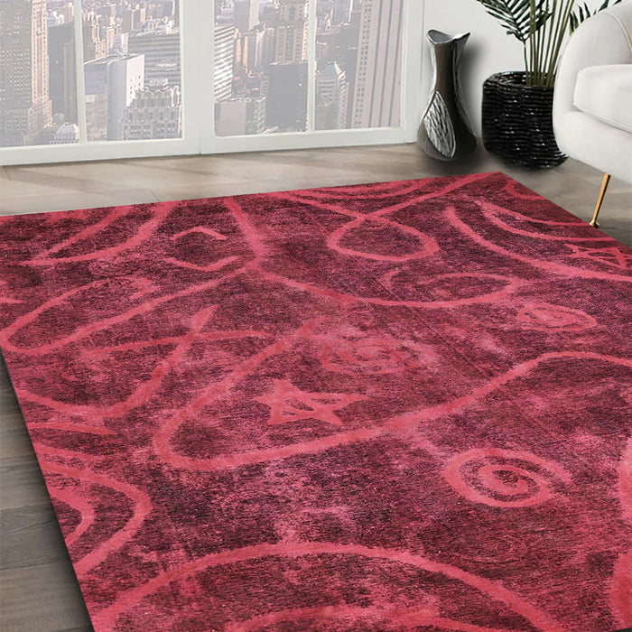 Abstract Red Modern Rug in Family Room, abs586