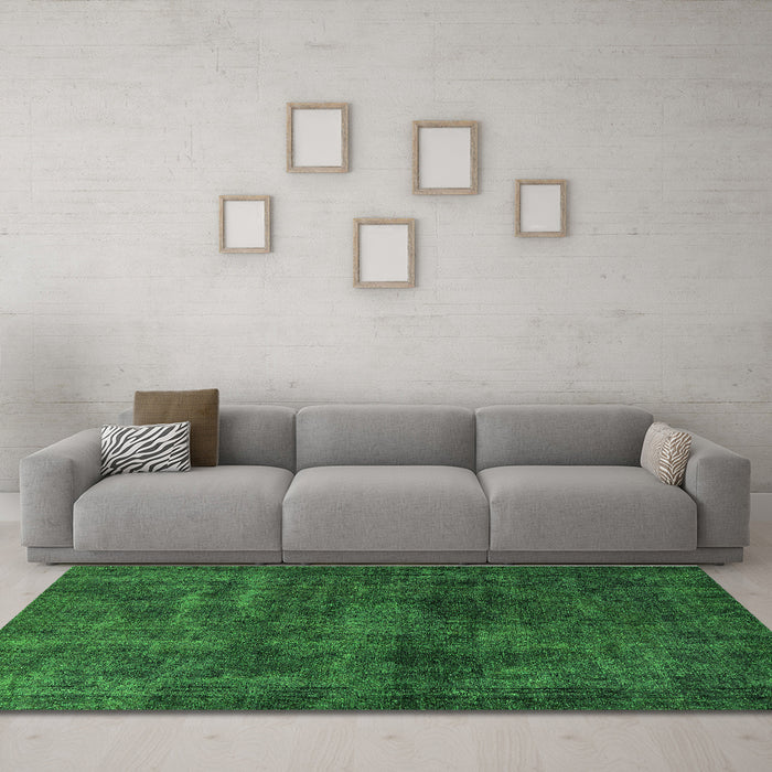 Machine Washable Abstract Green Modern Area Rugs in a Living Room,, wshabs589grn