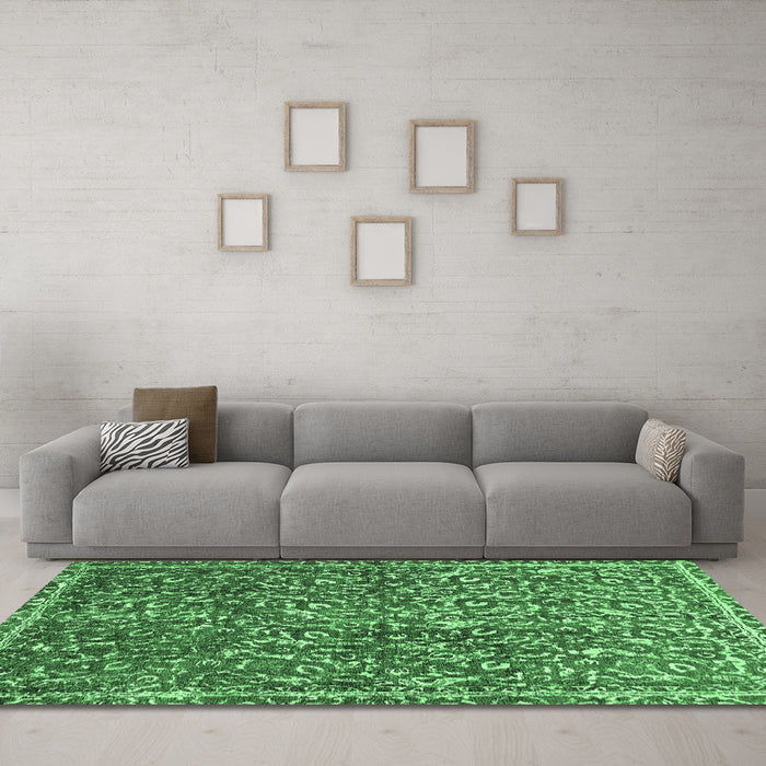 Machine Washable Abstract Emerald Green Modern Area Rugs in a Living Room,, wshabs593emgrn