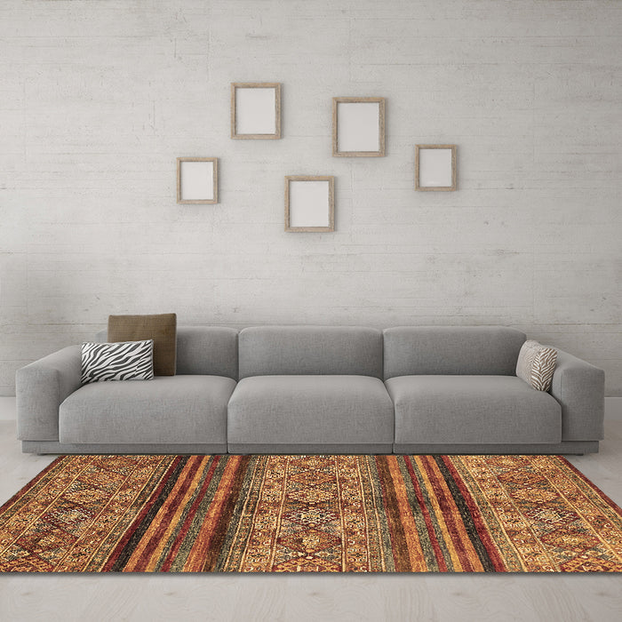 Machine Washable Abstract Brown Modern Rug in a Living Room,, wshabs594brn