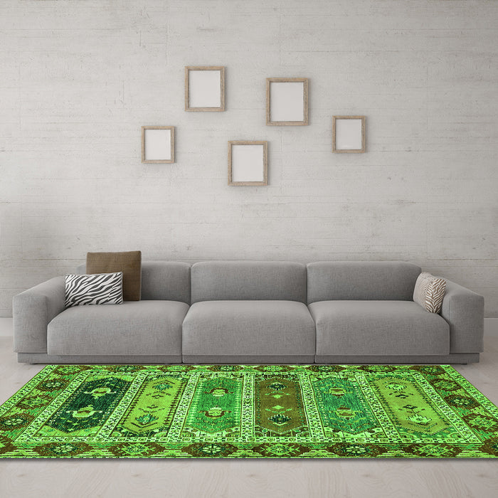 Machine Washable Abstract Green Modern Area Rugs in a Living Room,, wshabs596grn